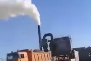 Мужчина показал, каково это — работать в пустыне Сахара летом