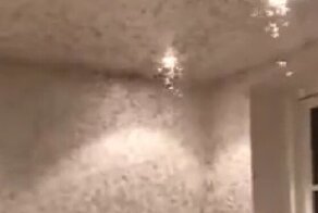 Почему летом стоит выключать свет и закрывать окна перед тем, как уходишь из дома