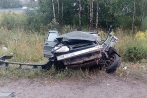 Авария дня. Один человек погиб в результате столкновения с автобетономешалкой в Удмуртии