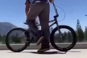 Лунная походка Майкла Джексона на BMX