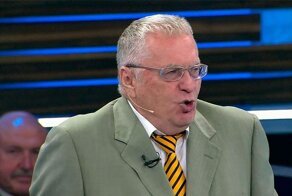 Жириновский бьётся об заклад за то, что Новый год Белоруссия встретит под флагом России