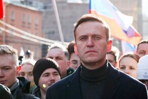 Пресс-секретарь Навального сообщила, что в его организме обнаружили яд