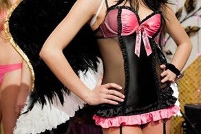 Показ нижнего белья «Victorias Secret» в Одессе (13 фото)