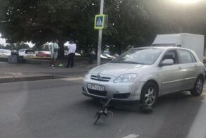 Неудачный проезд на электросамокате по пешеходному переходу