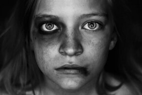 Эстонская «Мать года» оказалась садисткой и получила срок за издевательства над детьми