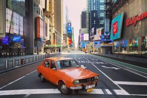 Невероятное зрелище: Румынский автомобиль Dacia 1300 на пустынных улицах Нью-Йорка