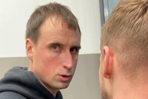 В Екатеринбурге парня застукали за съемкой в общественном туалете
