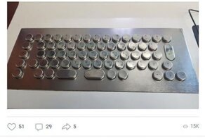 Комментарии в разных группах к постам