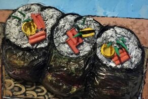 Художница рисует мусором ради человечества
