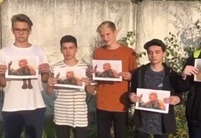 Московские школьники поддержали учителя, который подал в суд на Моргенштерна