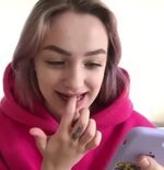 Забавно отшила мошенников