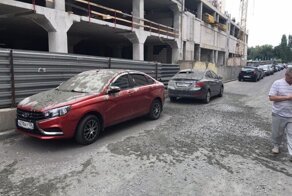 Пять легковушек попали под бетонный ливень в Воронеже
