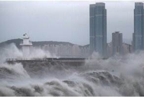 Супертайфун «Хайшень» обрушился на Японию