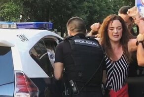 Ковид-диссидентку арестовали во время акции протеста в Мадриде