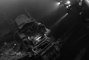 Подводное кладбище Японии: снимки затопленной техники времен Второй мировой