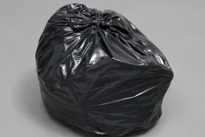 Необычный мешок с мусором на лондонском аукционе