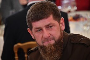 Кадыров отреагировал на видео с мытьем ног неизвестных в православном источнике