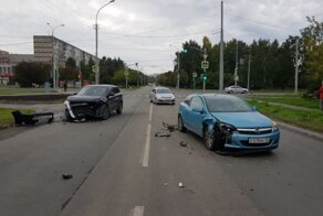 Mitsubishi против Opel: ДТП из Екатеринбурга