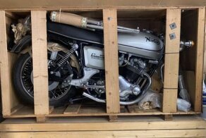Коллекционный мотоцикл Norton Commando 1977 года, который даже не распаковывали