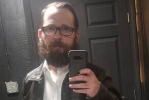 Самоубийство в прямом эфире: выстрел в голову из дробовика