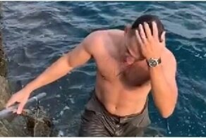 Тучная женщина эффектно ворвалась в кадр