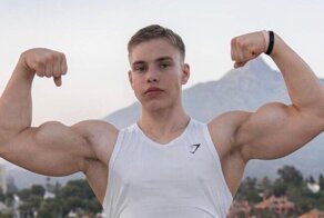 16 человек, которые не выглядят на свой возраст