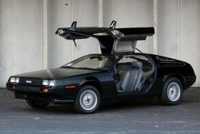 DeLorean DMC-12 – Какого черта он черный?