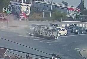 Авария дня. Пенсионерка устроила ДТП с пятью машинами