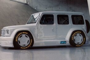 Современное искусство: Mercedes-Benz представил бредовый проект кольцевого Geländewagen
