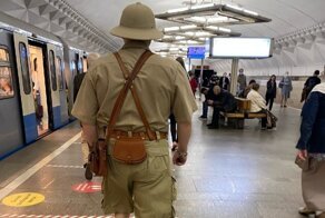 Самые необычные персонажи метро Москвы, образы которых запомнятся вам надолго
