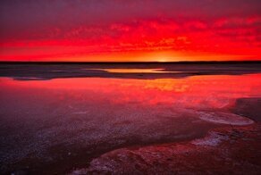 Тропический закат на озере Баскунчак