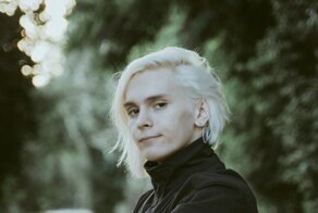 Вот это поворот: Военкомат отправил повестку парню, а пришла девушка