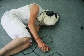 Страшные пытки детской песней