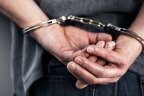 Тюремные охранники пытали заключённых детской песней