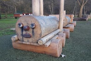 Тяжелое детство, суровые площадки