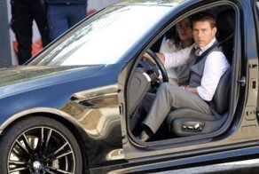Том Круз за рулем BMW скрывается от полиции по улицам Рима: съемки новой части «Миссия невыполнима»