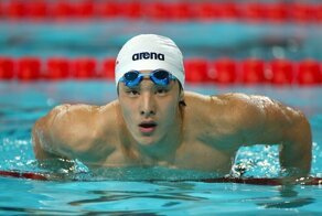 Японского чемпиона мира по плаванию дисквалифицировали за измену жене