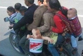 Очень плохие родители. Часть 5. (54 фото)