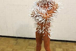 Девочка и фигура желаний (3 фото)