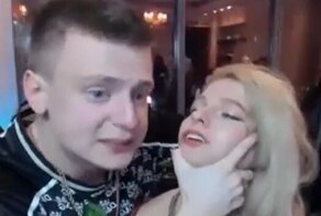 Молодой стример Mellstroy в прямом эфире ударил блогершу и теперь его проверяет прокуратура