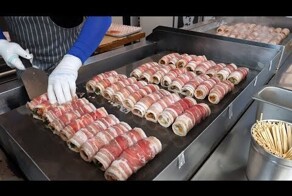 Ролл с сыром и беконом кимчи - корейская уличная еда