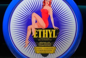 Гений, который отравил мир