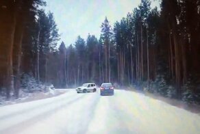 Chevy Niva вынесло на встречную полосу