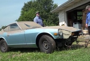 Приятно смотреть! Datsun 280Z помыли впервые за 44 года