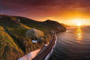 Мыс Дежнёва — здесь начинается день