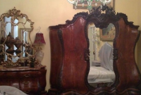 Шкаф с секретом (4 фото)