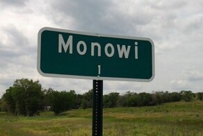 Как живет единственный житель города Монови