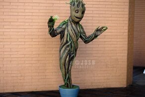 Хэллоуинские костюмы Джоша Сандквиста - знаменитого одноногого парня