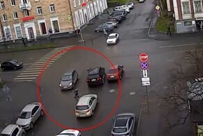 Ребенок выскочил под колеса автомобиля в Петрозаводске