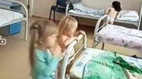 В Новосибирске медсестра тягала за волосы детей, и теперь с ней пообщаются следователи